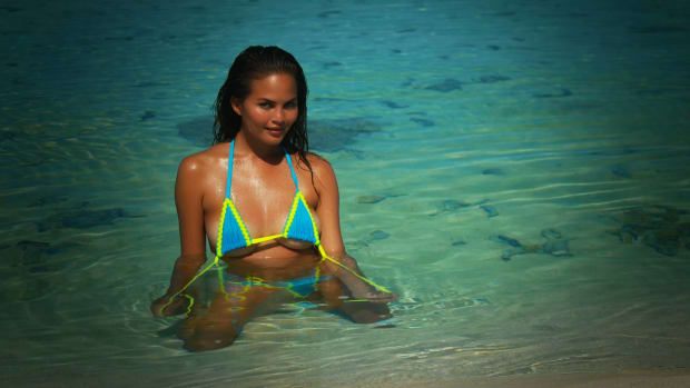 2157889318001_3743861667001_SWIMSDATING15-CHRISSIE-T-v4.jpg
